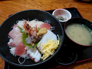 上天草で海鮮丼『レストラン満海』
