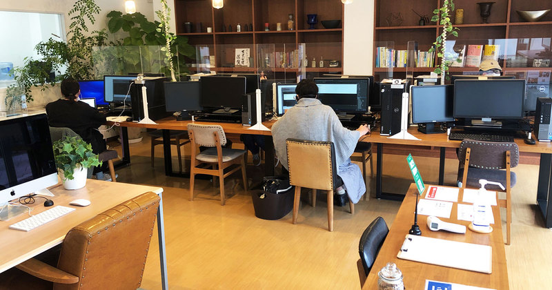 2021年最終営業日も満席。Webデザイナー目指して皆さん受講中! 2021年最終営業日も満席。Webデザイナー目指して皆さん受講中!