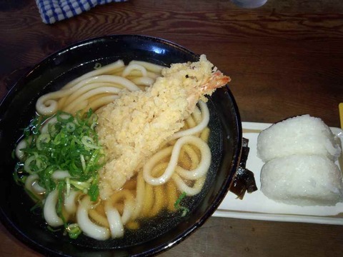 行列のできる店 大力うどん
