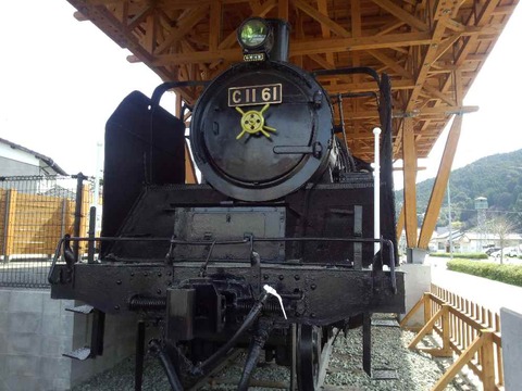 八女市黒木町 C11型蒸気機関車