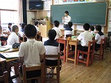 大きな壁が...