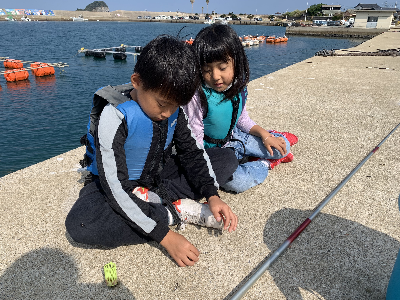 10月の野遊び:サビキ釣りをしよう 10月の野遊び:サビキ釣りをしよう