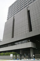 初の裁判員裁判開廷