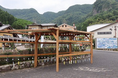 風鈴のトンネル 風鈴のトンネル