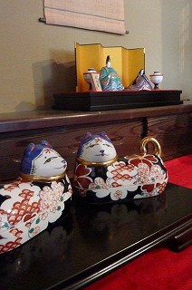 お雛様にかこまれて〜伊万里郷大庄屋のひな祭り〜