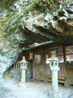 権現岳神社へ初詣。