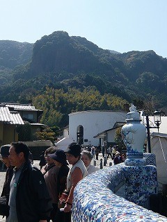 春の窯元市~たくさんのお客様で賑ってます~