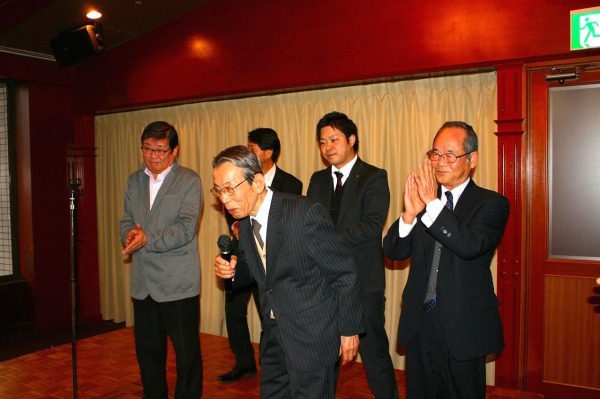 TFC賀詞交歓会 ボウリング写真の追加です。 TFC賀詞交歓会 ボウリング写真の追加です。