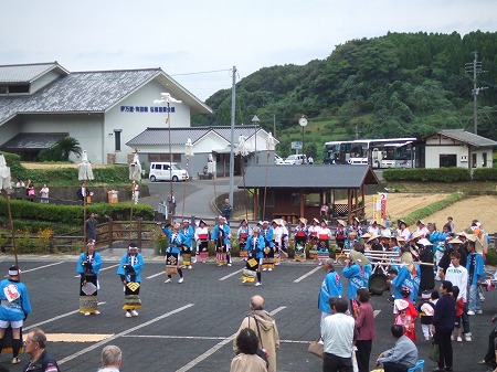 大川内浮立のお出迎え~~