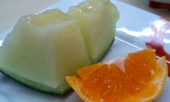 キラキラッと光るものを身につける