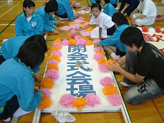 中学生　車いすマラソン大会準備
