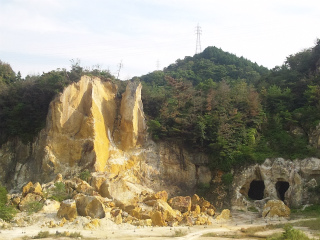 『泉山磁石場 』－日本磁器発祥の聖地－