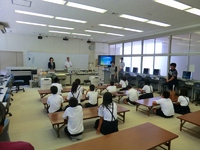 大詫間小学校でデジタルコンテンツ制作体験を実施しました