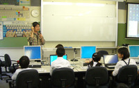 金立小学校でデジタルコンテンツ制作体験を実施しました