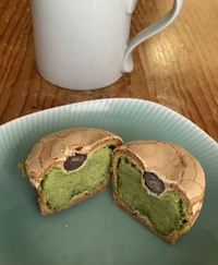 伊万里焼饅頭の緑茶バージョン