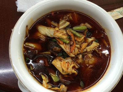 酸辣湯麺近影
