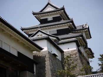 塀と我が家