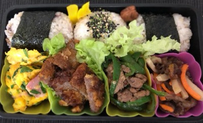 ソースかつの隠し味には“りんご”