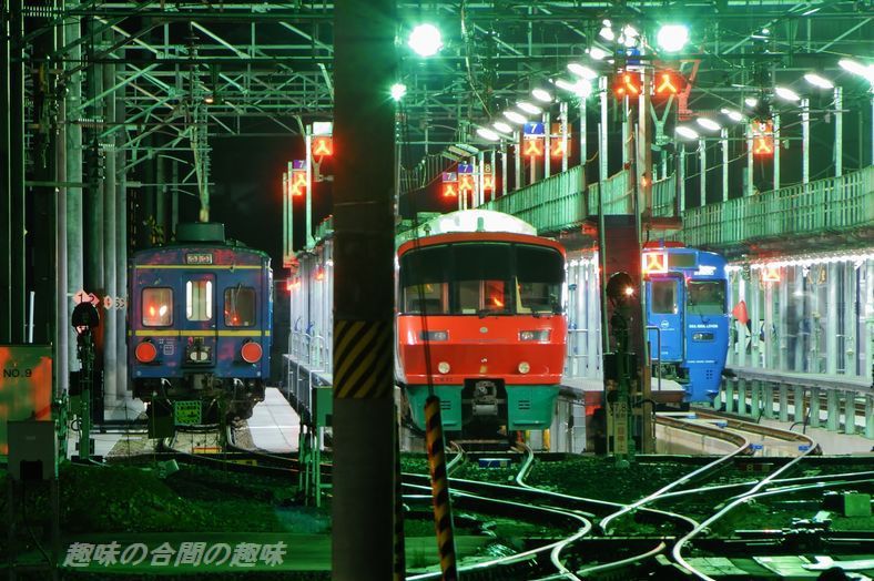 眠る列車達
