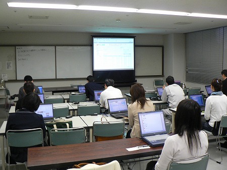 ブログ講習中