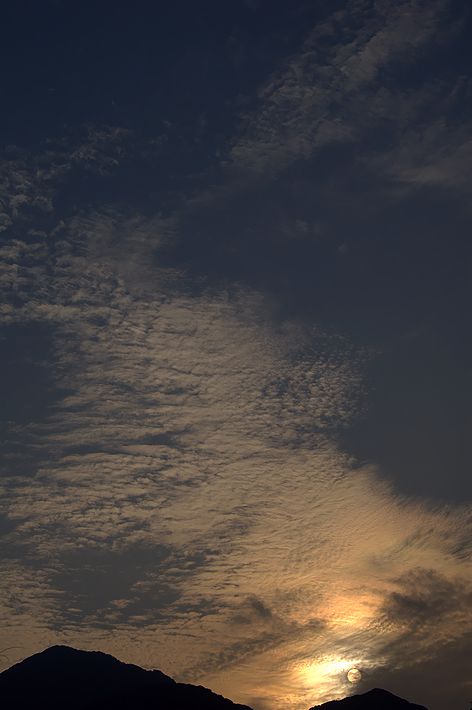 今日の空