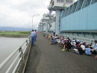 ふれあい研修会「北方小４年生と六角川について学ぶ」