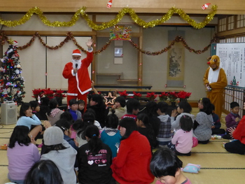 図書室ボランティア”みっけ！”第３回クリスマス会