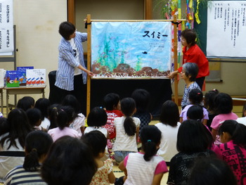 図書室ボランティア“みっけ”七夕会