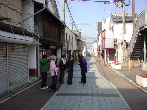 いすい通りラジオ体操の広がる地域コミュニティ