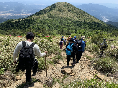 天山に登ろう・山頂クレープづくり 天山に登ろう・山頂クレープづくり