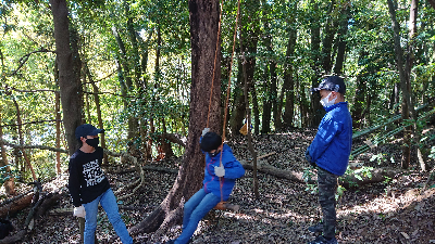 森で遊ぼう!秘密基地づくり! 森で遊ぼう!秘密基地づくり!