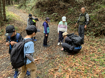 腰岳に登ろう!黒曜石拾い・石器づくり 腰岳に登ろう!黒曜石拾い・石器づくり