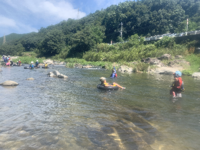 8月の野遊び:川を楽しもう 8月の野遊び:川を楽しもう