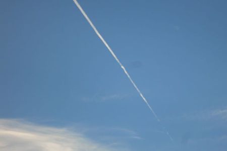 飛行機雲が綺麗！！