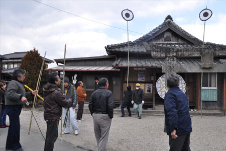 丁太田 百手祭りと数珠占い