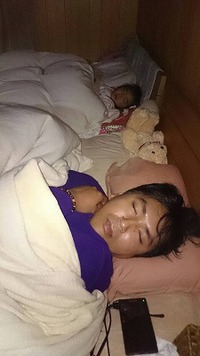 寝顔が似ている(*^。^*)
