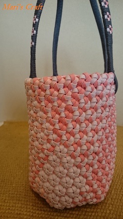 Mari's Craft:さくら色の花結び編みバッグ