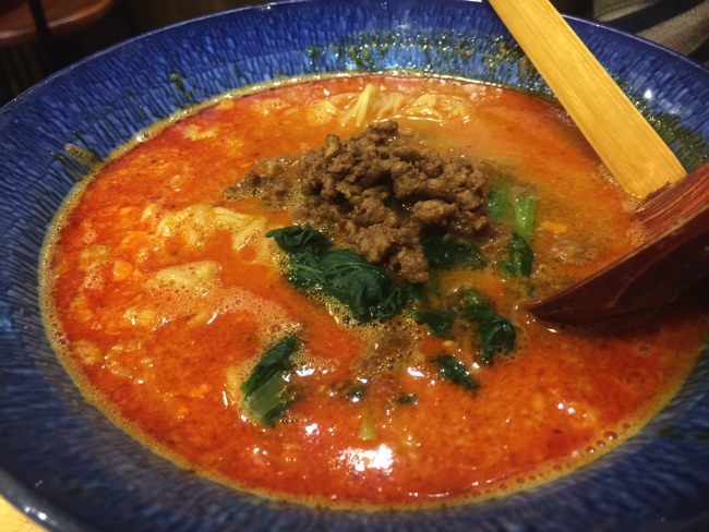 中華そば たんたん で担々麺と広島カキのスープ麺 | 佐賀市