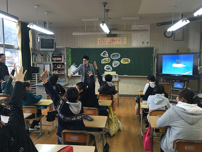 伊万里市立大川内小学校で租税教室をしてきました。