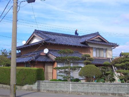 ようやく完成しました～福富町Ｉ様邸葺き替え工事～