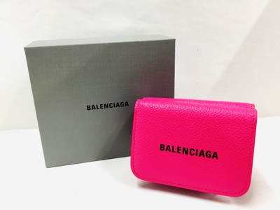 BALENCIAGAコンパクトウォレット入荷しました❣️