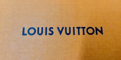 Louis VuittonタンブールNEW WAVE入荷しました❣️