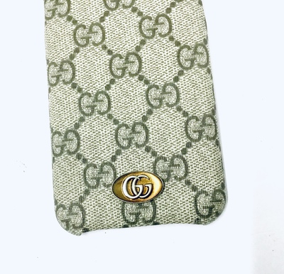 GUCCIスマホケース入荷しました❣️