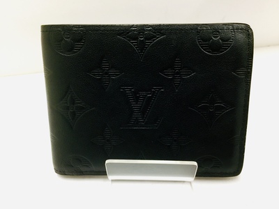 Louis Vuitton二つ折り財布入荷しました❣️