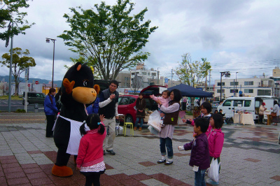伊万里トラック朝市♪