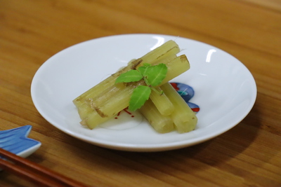旬の味 つわぶき