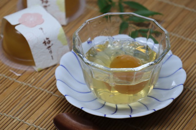 「梅ゼリー」でおもてなし