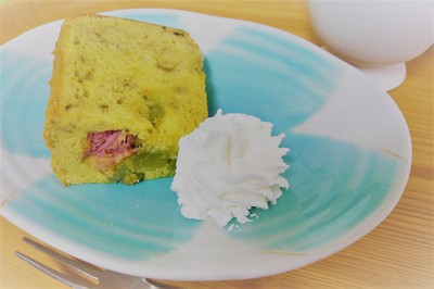 桜のシフォンケーキ！