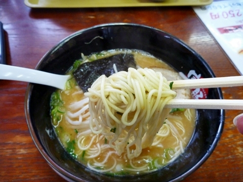 本格佐賀ラーメン富豚