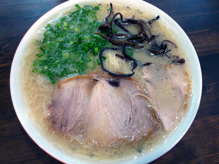 今日のランチ　　ラーメン　「味納喜知」